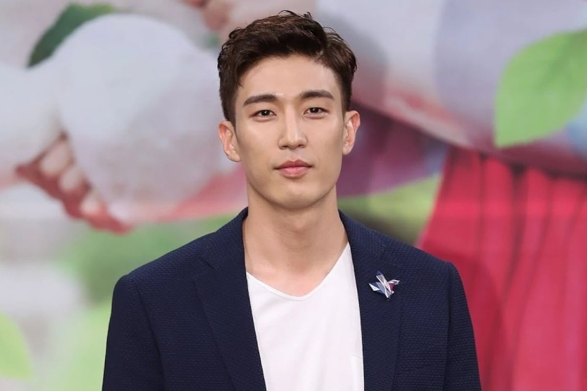 Actor Kang Kyung Joon Hits Back Files Lawsuit Over Adultery Allegations