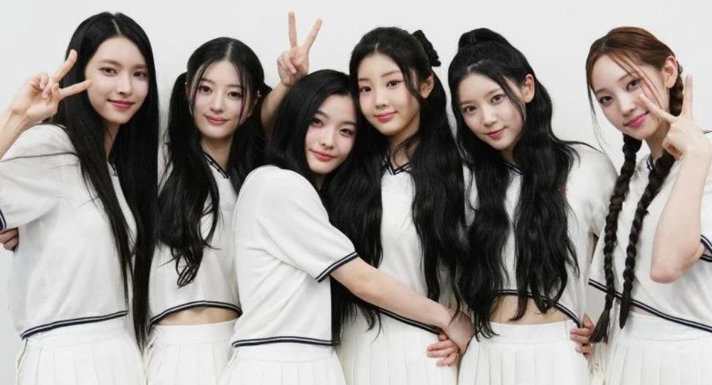 "The name is so cute!" — ILLIT Reveals Fandom Name in Special Weverse Livestream
