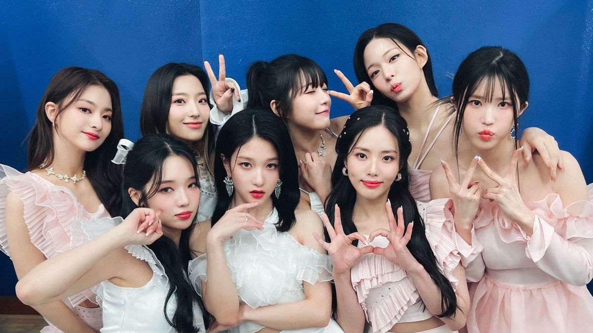 Fans Voice Discontent Against Pledis for Lack of Promotions for fromis_9