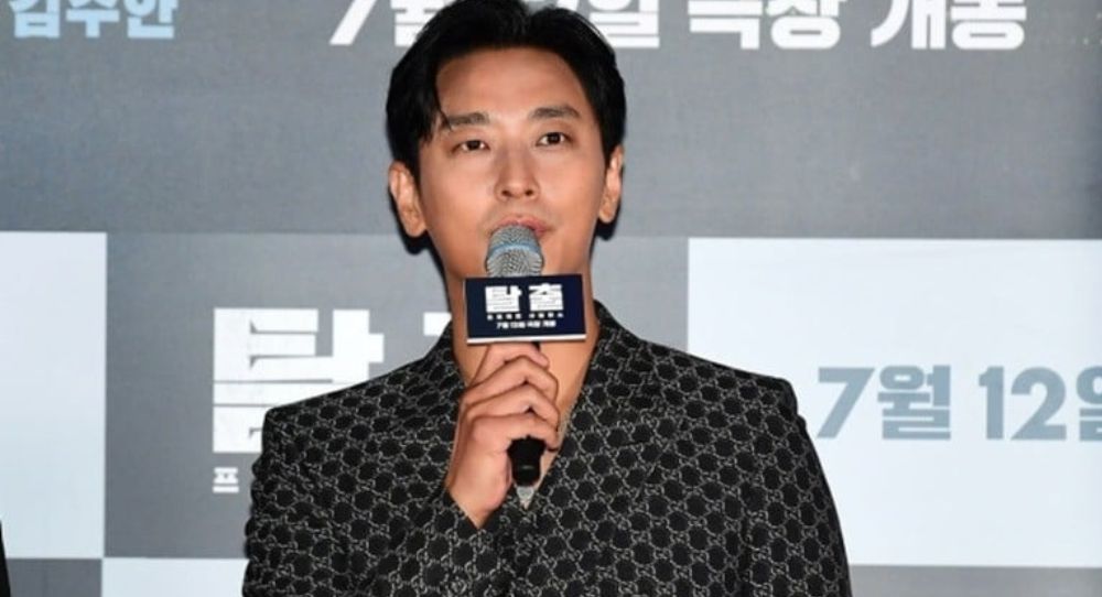 Ju Ji Hoon Talks about Drastic Visual Changes in 'Project Silence' Role: "If It Serves the Story, I'm All In"