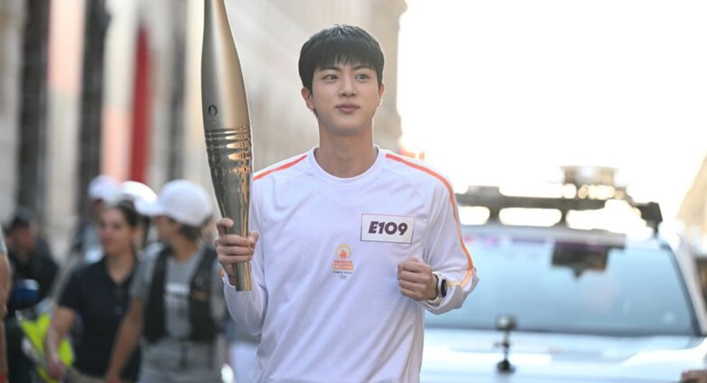 "Kim Seokjin's Team Always Wins" – BTS's Jin Shines in Olympic Torch Relay