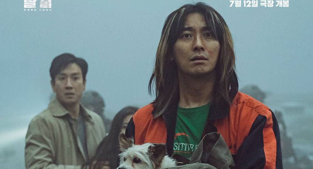 The Late Lee Sun Kyun's Final Work 'Project Silence' Starts at No. 1 at the Box Office with 100,000 Viewers on Opening Day