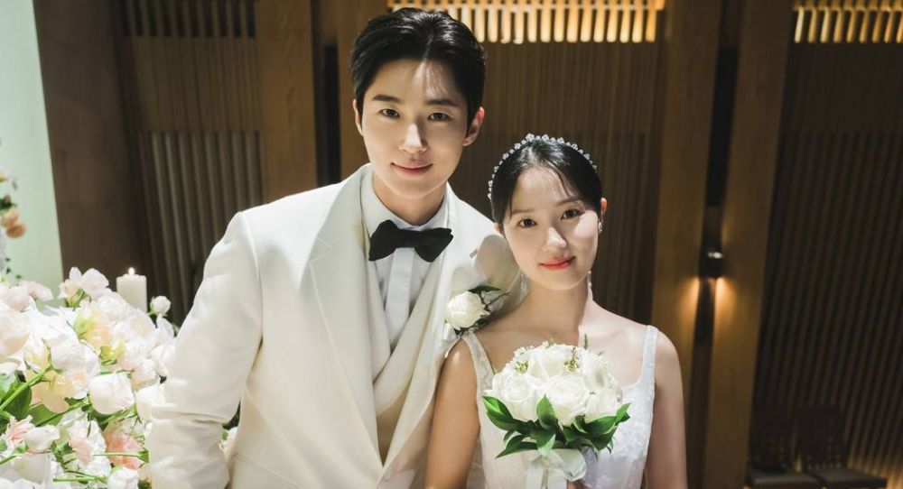 Byeon Woo Seok and Kim Hye Yoon's "Lovely Runner" Set to Become a Global Phenomenon with 270 Million Netflix Viewers