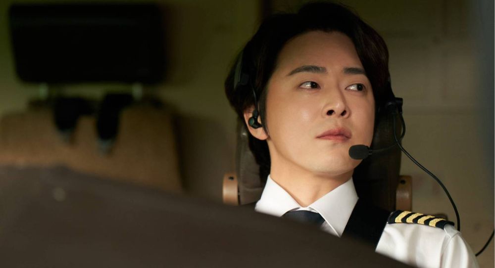 Jo Jung Suk’s Cross-Dressing Comedy Triumphs: ‘Pilot’ Hits 1 Million Viewers in Just 4 Days