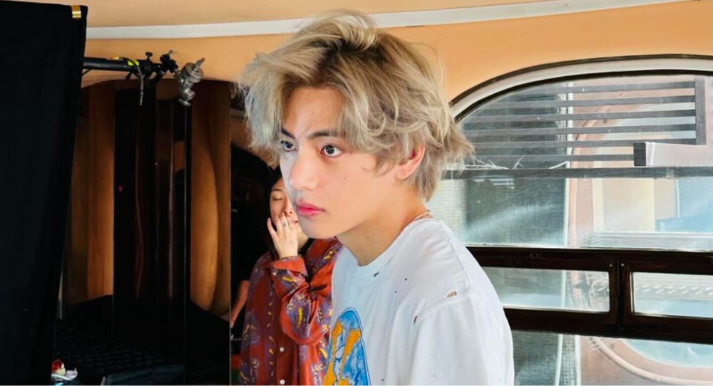 BTS’s V Named Most Attractive Male Idol with "Effortlessly Stylish" Fashion