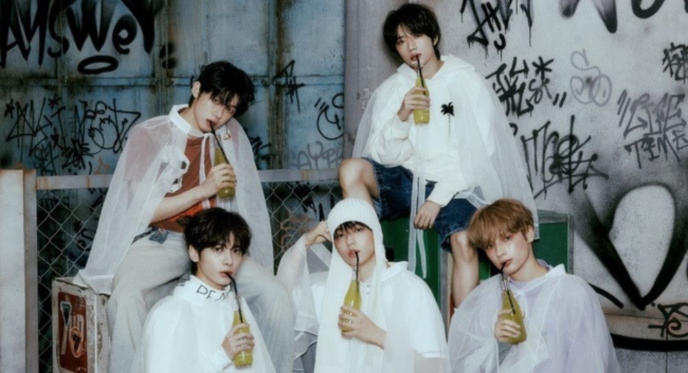 TXT Receives Japan's First ‘Triple Platinum’ Certification from the Recording Association