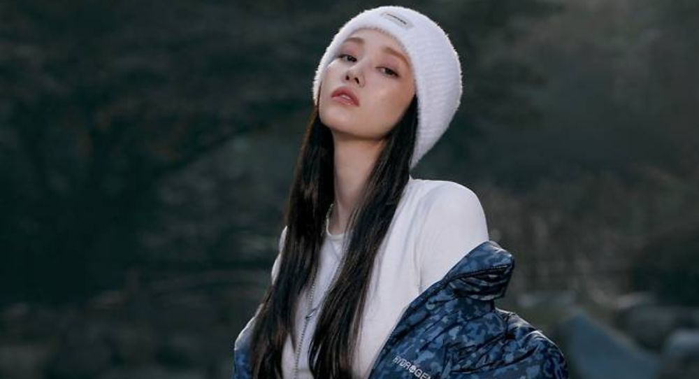 Jeon Jong Seo Stuns in Chic Winter Looks for Hydrogen’s New Collection