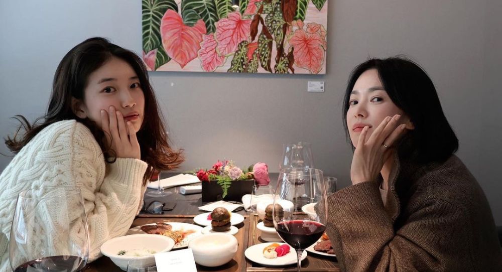 Song Hye Kyo and Suzy Celebrate Their Friendship, With Suzy Treating Her to a Birthday Meal