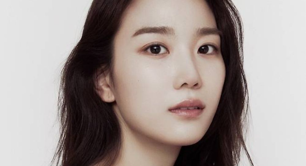 Rising Star Jang Hee Ryung Takes Lead Role in "The Witch" — Find Out What Surprising Role She’ll Play