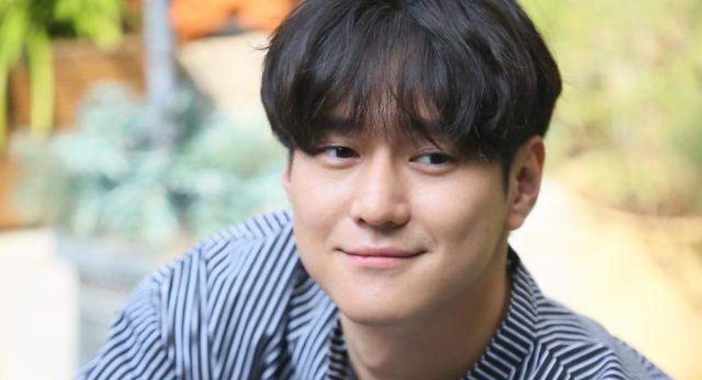 Go Kyung Pyo Dating a Non-Celebrity for 3 Years — Here’s What His Agency Said