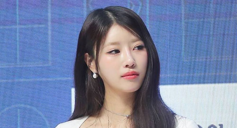 Mijoo Refuses to Talk About Breakup with Song Beomkeun on First Public Appearance - Here's Why